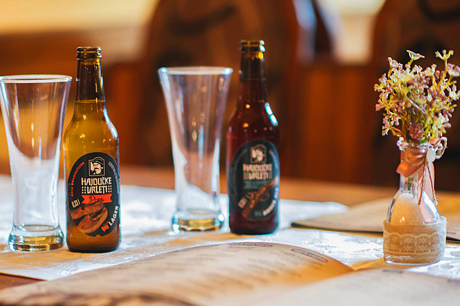 Domaće pivo u Hajdučkim vrletima — dizajn serije etiketa